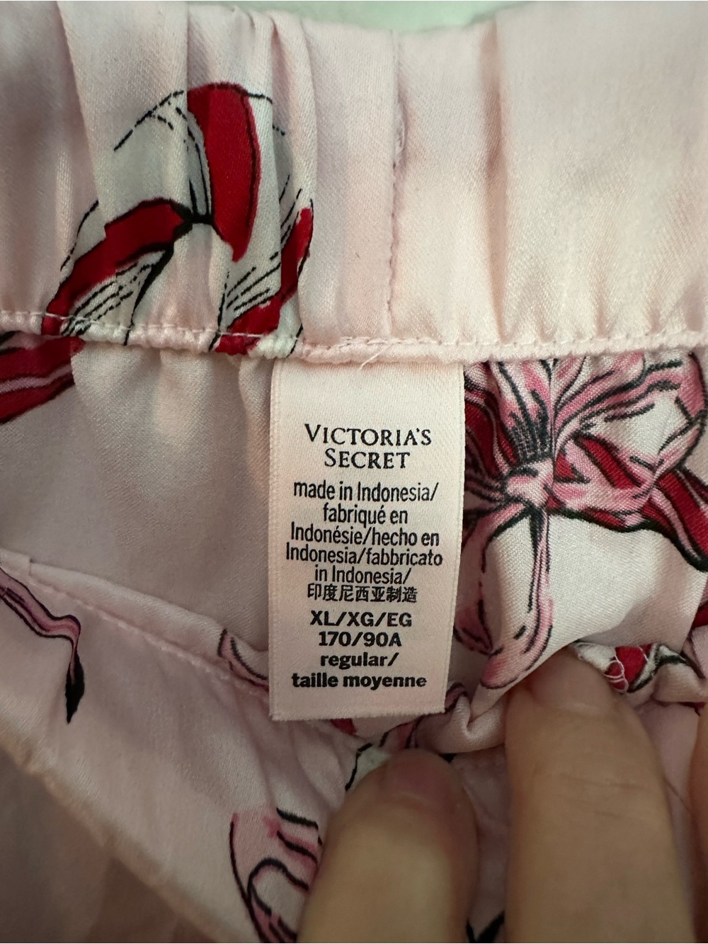Victoria's Secret Satin Pajama Pants XL Pink EUC - Picture 6 of 10
